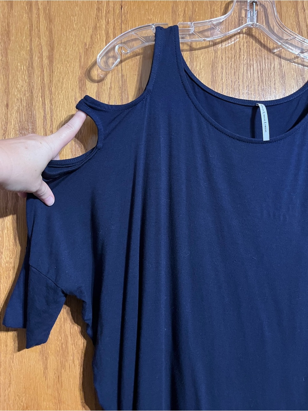 Cold-Shoulder Navy Short Sleeve Tee